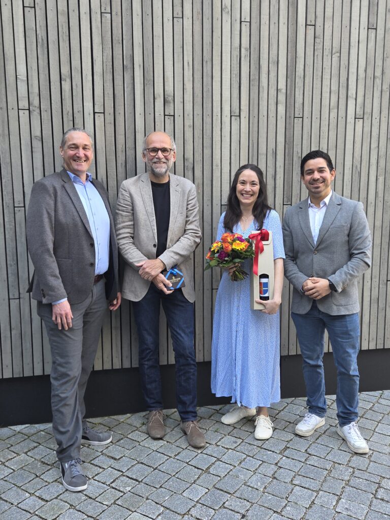 Gruppenfoto mit Heiko Müller, Hans Löffler, Nazli Hess und Bürgermeister Özcan